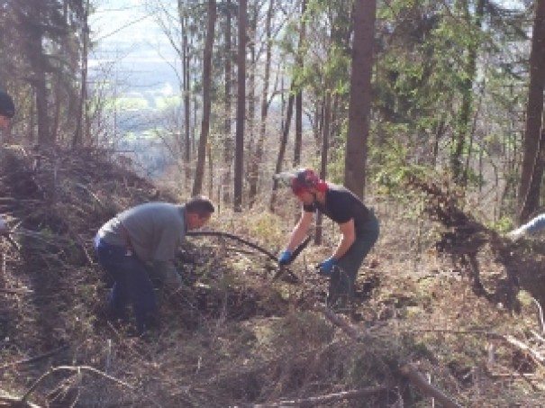 Pulizia sentieri 28/03/2015